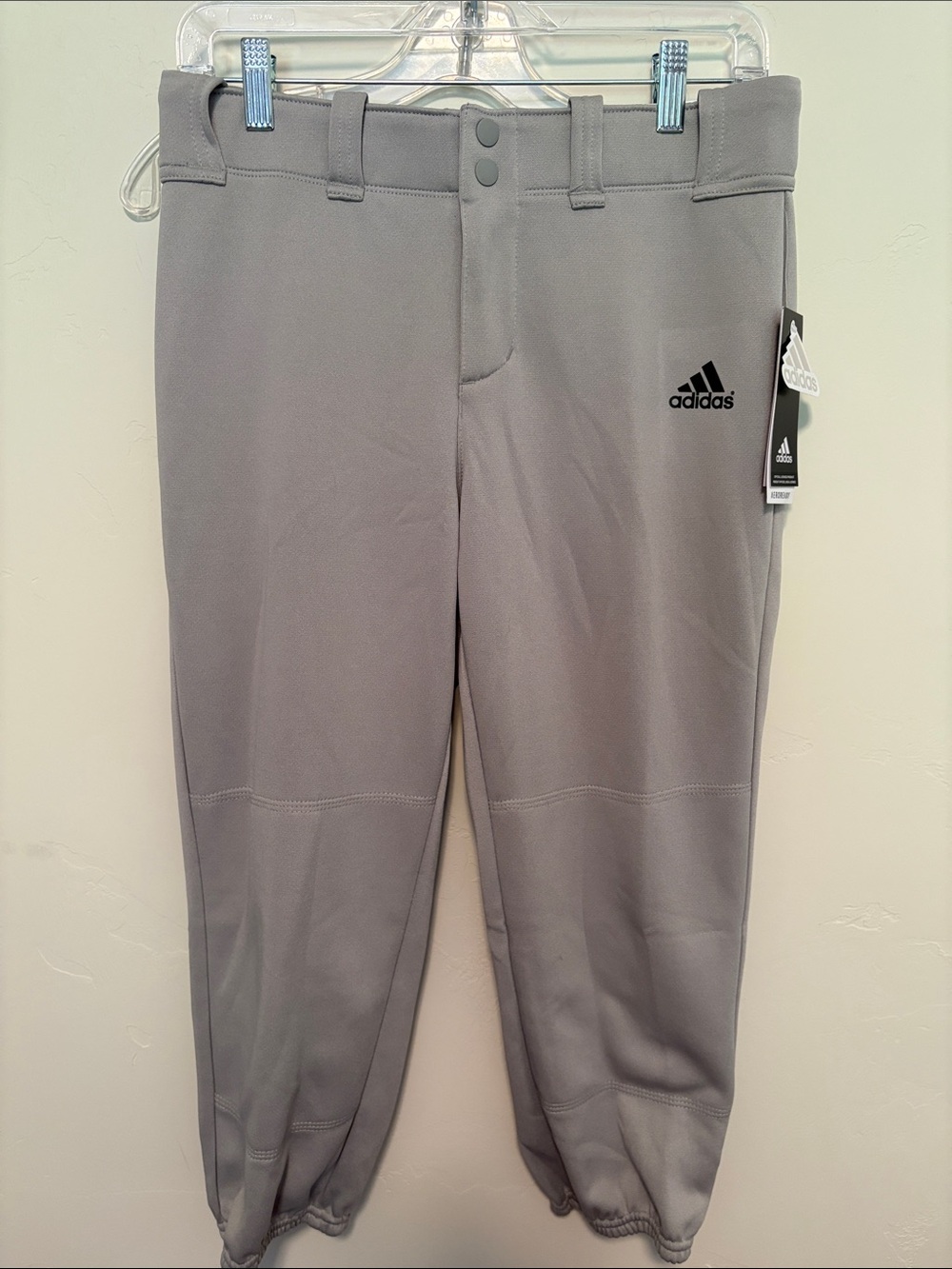 Adidas aeroready softball pant Women’s M light grey NWT